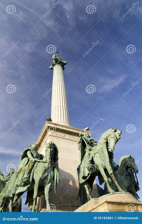 Statues in Heroes Square, Budapest Editorial Photo - Image of place, budapest: 55183881