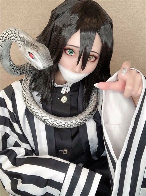 Demon Slayer Kimetsu no Yaiba 🐍 Obanai Iguro cosplayed by Yuka Rin