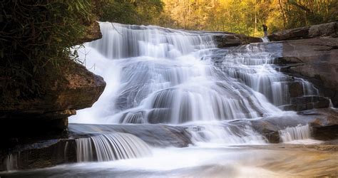 A Guide to Transylvania County's Waterfall Hikes | Our State