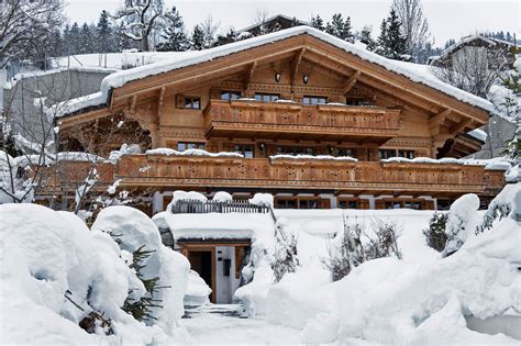 This Cosy Swiss Chalet in Gstaad is a Winter Wonderland | Home Journal