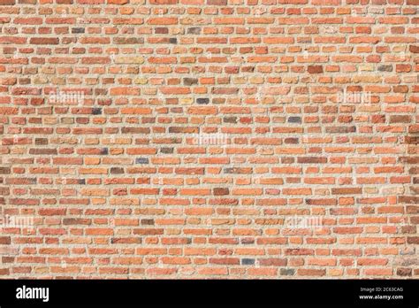 Old seamless brick wall hi-res stock photography and images - Alamy