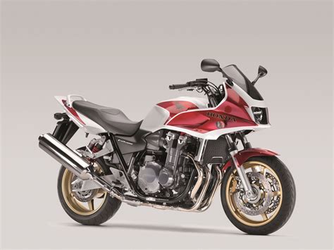 Honda CB1300 virtually unchanged for 2008 | MCN