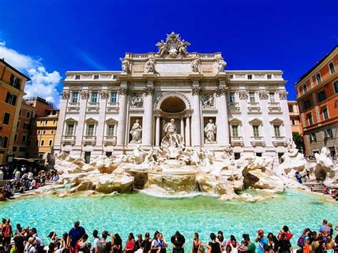 A bit disapointing - Trevi Fountain, Rome Traveller Reviews - Tripadvisor