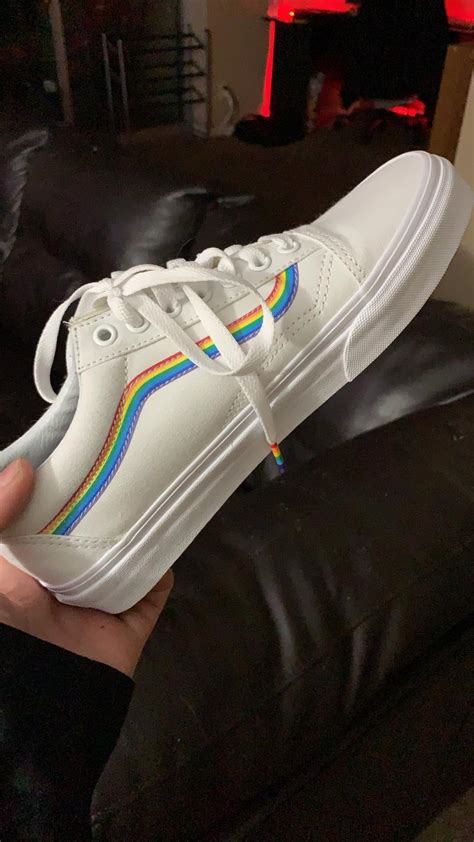 New vans, the bottoms are rainbow : r/Shoes