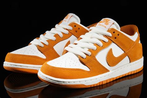 Nike Blazer Mid Circuit Orange Nike SB Dunk Low - Sneaker Bar Detroit