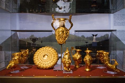 Tập tin:Sofia - Panagyurishte Thracian Gold Treasure.jpg – Wikipedia ...