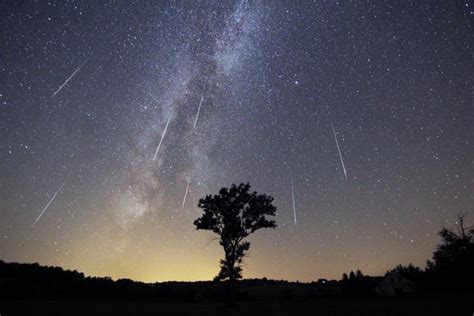 Meteor Shower Calendar 2024: Dates and Times | Is There a Meteor Shower Tonight? | The Old ...