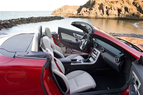 2012 Mercedes-Benz SLK – interior | The Detroit Bureau