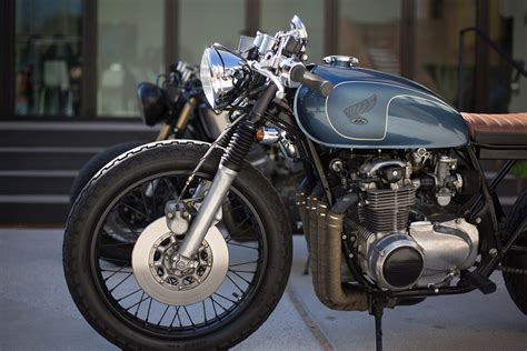 Brotherly Build - Honda CB550 Cafe Racer | Return of the Cafe Racers