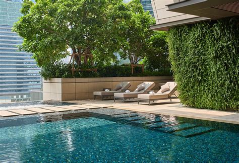 Bangkok Hotel Pool | Luxury Bangkok Hotel with Pool | Rosewood