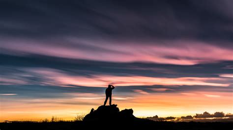 Nacreous Clouds Explained: How It Happens (And Where To See Them)