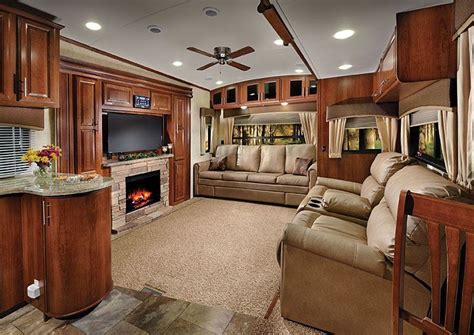 Top 7 Best Built Fifth Wheels for Luxury RV Living