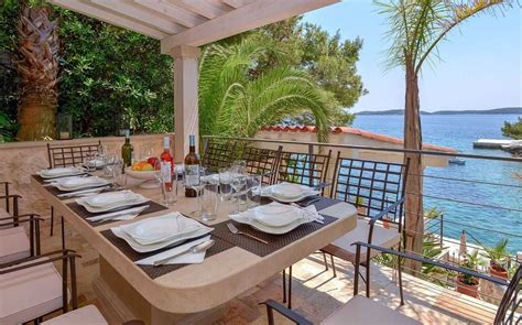 Beach Villas Croatia - Luxury Beach Villa Hvar Croatia Holiday, private beach, yacht dock ...