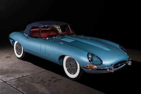 1961 Jaguar E-Type Roadster | HiConsumption