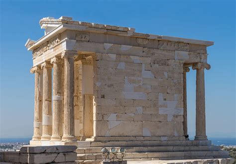 Temple of Athena Nike - Wikipedia