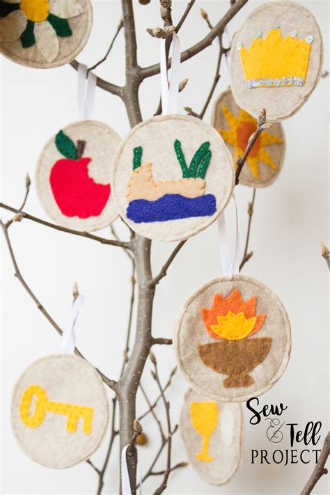 Advent Preparation: Jesse Tree Ornaments - The Sew and Tell Project