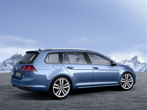 Volkswagen Golf Variant: first official photos out volkswagen_golf_tsi ...