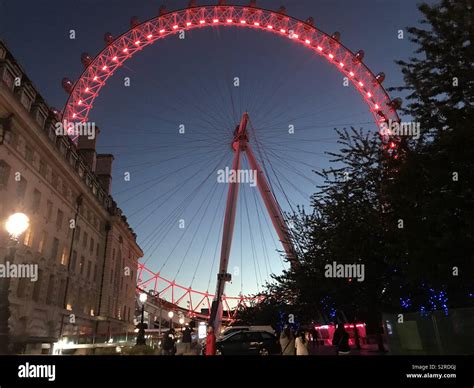 London eye sunset hi-res stock photography and images - Alamy