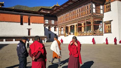 Bhutan or Nepal Which Is Better? 9 Differences and 1 Reason to Visit Both