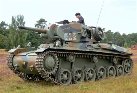 Средний танк Stridsvagn Strv m/42. Швеция