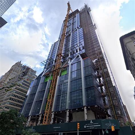 425 Park Avenue under construction in New York, NY (Google Maps)