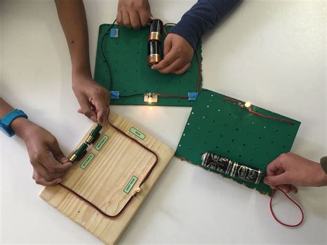 Electrical Circuit boards Grade 5 | School projects, Electric board, Projects for kids