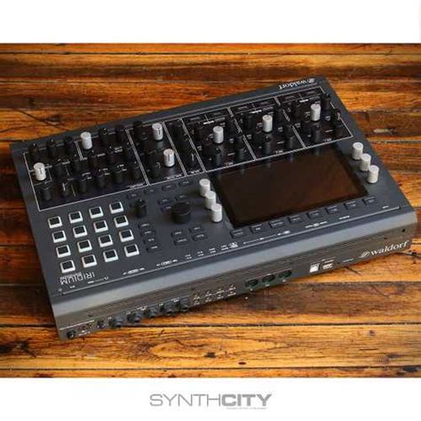 Waldorf IRIDIUM Digital Polyphonic Desktop Synthesizer Synth > Keyboards | Rock n Roll Vintage ...