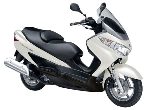 auto trader: SUZUKI Burgman 125 (2010) scooter wallpapers