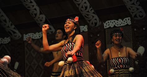 Kapa Haka: Performing arts | 100% Pure New Zealand