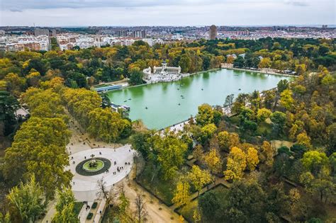 El Retiro Park in Madrid - Relax in a Historic Park Known For Sculptures, Gardens and a Crystal ...