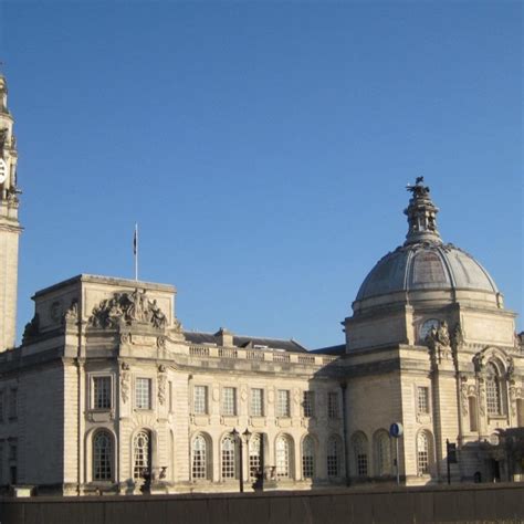 National Museum Cardiff | Isolated Traveller