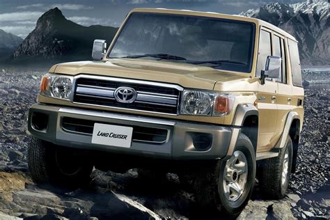 Toyota Land Cruiser 70 Series Gains 70th Anniversary Special Edition With A New Grille In ...