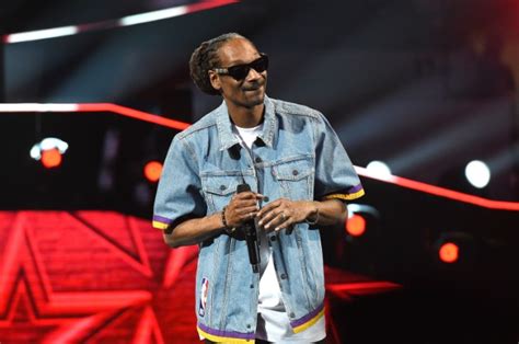 Snoop Dogg's Gospel Album 'Bible Of Love' Is Here