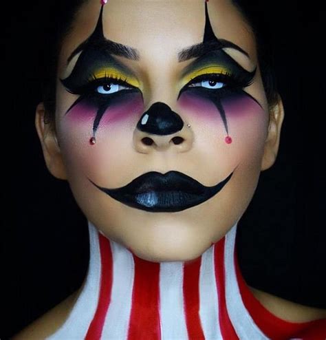 Clown Makeup - Homecare24