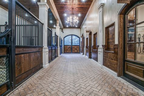 Custom Barns | Luxury Horse Arenas | Luxury horse barns, Dream barn stables, Luxury barn