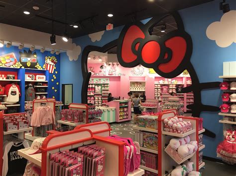 Hello Kitty retail store opens at Universal Orlando