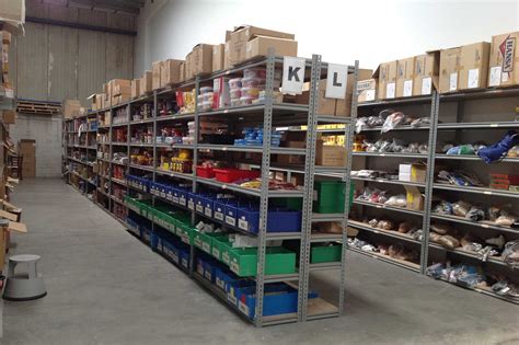 RET Sheel Shelving & Racking - Advanced Warehouse Structures