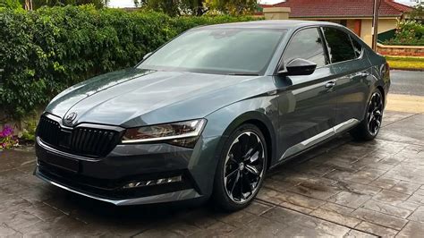 2021 Skoda Superb 206 Sportline: owner review - Drive