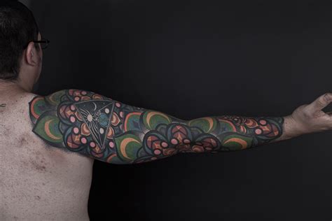 » Kaleidoscope Tattoo Sleeve – Thomas Hooper July 29, 2010004 Hoopers Electric