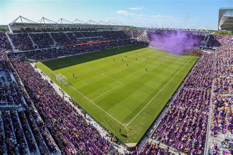 New U.S. soccer stadiums changing the design game - Curbed