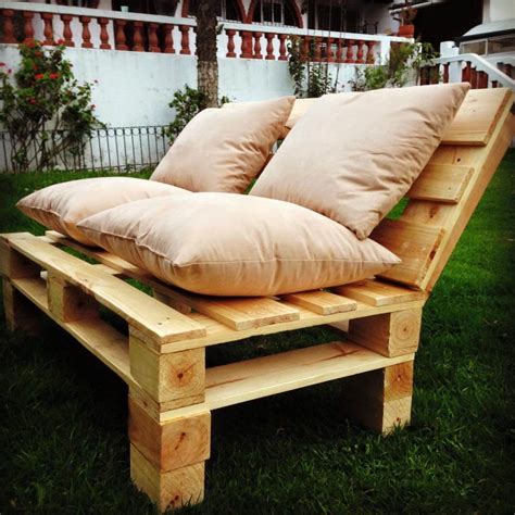 Pallet Patio Sofa Set | 101 Pallets