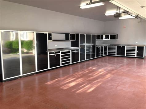 Want Longevity and Durability? Get Durable Aluminum Cabinets and Avoid ...