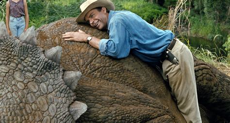 Sam Neill: ‘Jurassic Park’ Had Bad Marketing Campaign – IndieWire