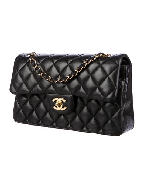 Chanel Handbags Classic Flap Bag | semashow.com