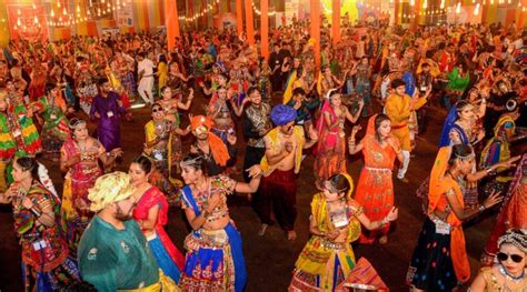 Easy Garba Dance Steps for Beginners: Ahead of Navratri 2019, Watch Video Tutorials to Learn ...