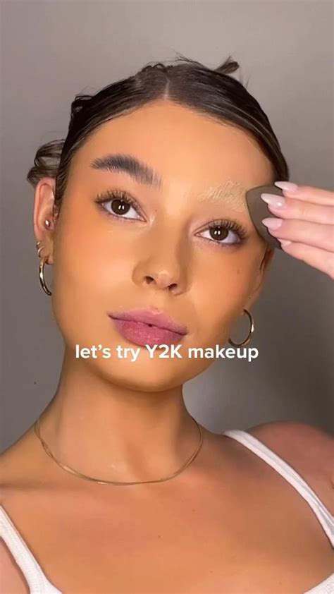 Y2k makeup | aesthetic makeup | makeup tutorials | makeup guidelines