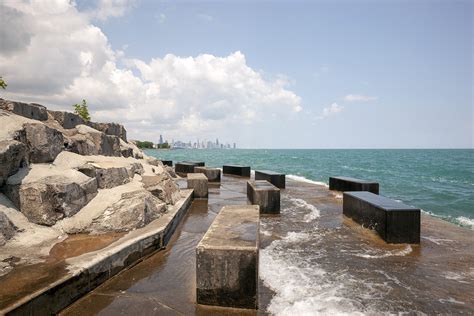 Promontory Point in Chicago - Take in the Views From a Picturesque Peninsula – Go Guides