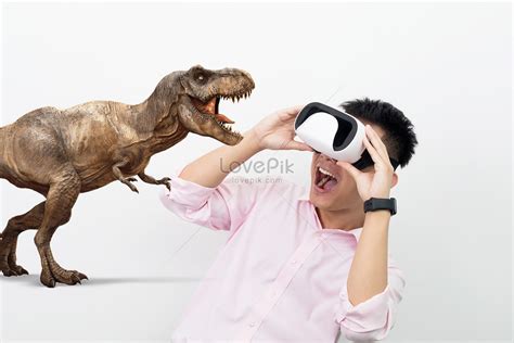 Business people with vr glasses creative image_picture free download 500651688_lovepik.com