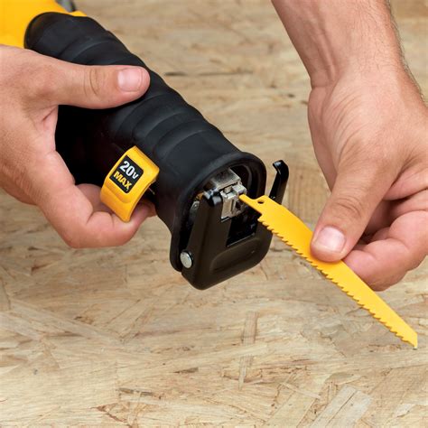 DEWALT DCS380L1 20-Volt MAX Li-Ion 3.0 Ah Reciprocating Saw Kit - Power Reciprocating Saws ...