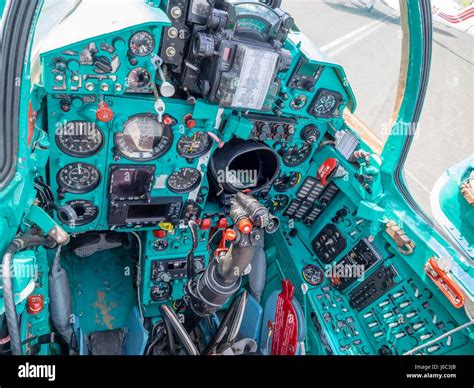 HRZ MiG-21 BIS-D cockpit Stock Photo - Alamy